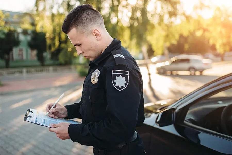 Ways for Law Enforcement Car Insurance Personnel to Save on Premiums